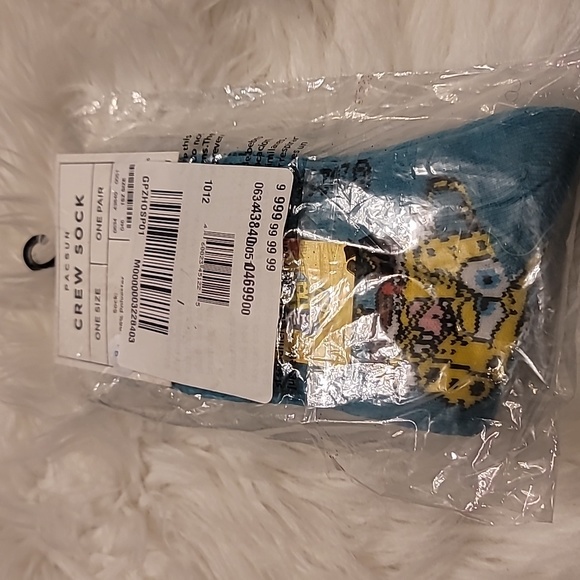 Pacsun Crew Socks SpongeBob - Picture 2 of 2